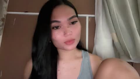 yrdrmgrl_jennie26 online show from November 25, 8:42 pm