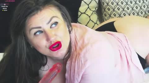 Yssabel online show from April 17, 5:20 am