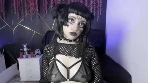 Yue Eclipsa online show from November 6, 3:56 am