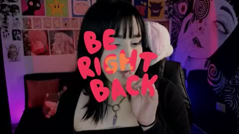 Snapshot of yuhwa chatting on October 9, 8:02 pm rawr Anne Independent model online show from October 9, 8:02 pm