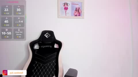 Yuliet online show from December 22, 4:32 pm