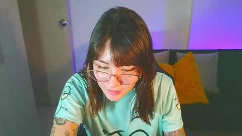 Yulienne online show from February 13, 1:51 am