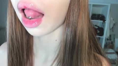 Snapshot of yumm__ chatting on January 22, 3:18 pm Im away next stream September 10 at 1400 Moscow time online show from January 22, 3:18 pm