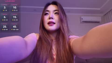 Yumi online show from June 2, 8:43 pm