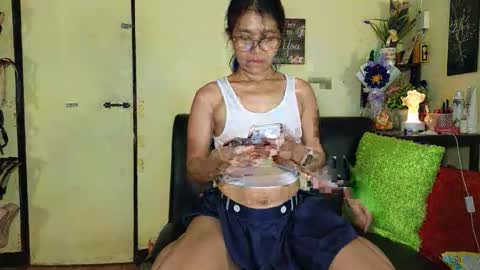 yummylheng online show from October 6, 5:57 am