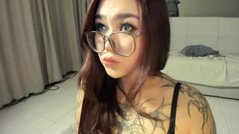 Snapshot of yurikomay chatting on January 4, 4:00 pm Hi My name Yuriko online show from January 4, 4:00 pm