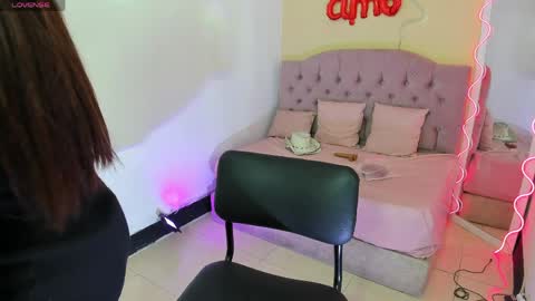 zaafira_tay online show from April 9, 12:21 pm