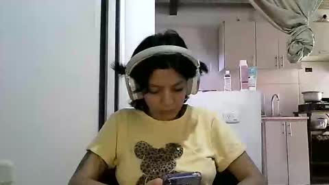 Zafiro online show from May 9, 2:52 pm
