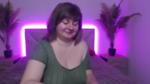 Snapshot of zannadreil chatting on September 18, 11:53 am zannadreil online show from September 18, 11:53 am