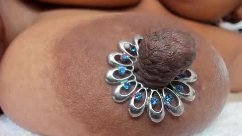 zara lopez online show from November 8, 8:03 pm