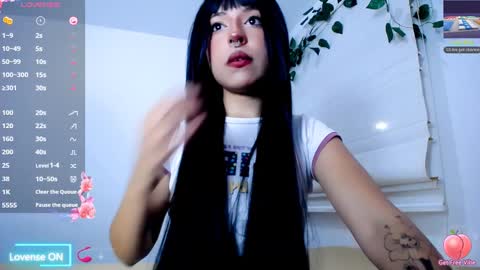 Snapshot of zaramuley chatting on January 20, 1:28 am Zara muley online show from January 20, 1:28 am