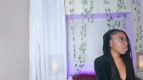 SARA  online show from May 29, 2:09 am