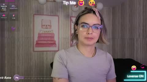 Isabella online show from April 1, 1:41 pm