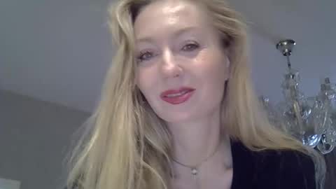 Zarina Swift online show from October 18, 11:13 am