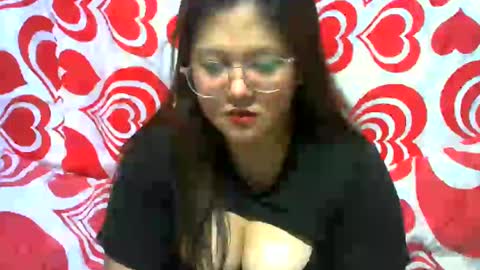 Snapshot of zeannalicious chatting on February 18, 5:42 am Im Zeanna online show from February 18, 5:42 am