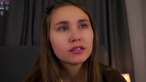 Emilia online show from January 14, 1:21 am