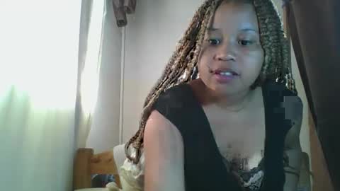 zenicee online show from December 5, 12:17 pm