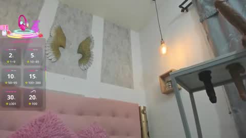 Snapshot of zhamira_21 chatting on September 24, 10:42 pm ZHAMIRA ANDRES online show from September 24, 10:42 pm