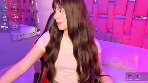 Zhara  online show from December 3, 1:02 pm