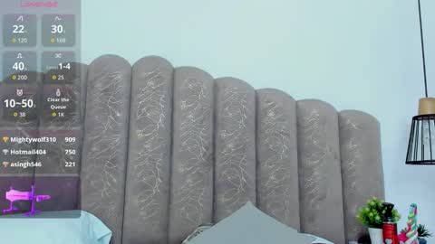 zia online show from December 17, 1:26 pm