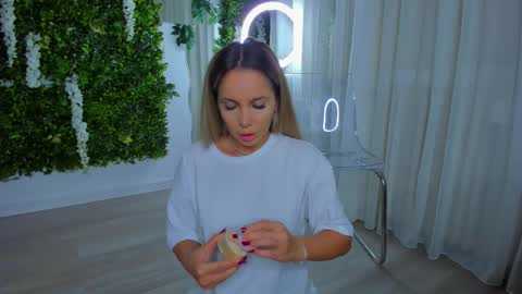 Galli online show from October 25, 9:21 pm