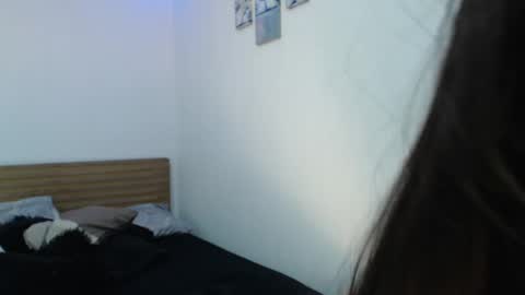 zoe_crazy14 online show from September 18, 5:55 pm