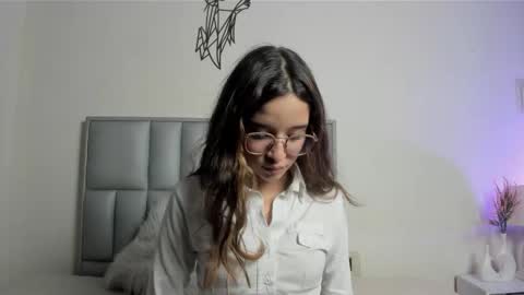 zoe_dear online show from March 12, 7:27 pm