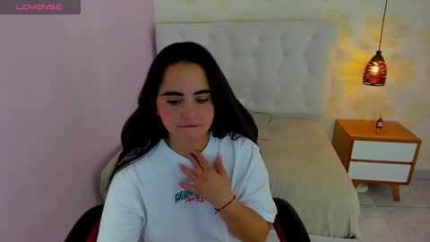 ZOE  online show from October 20, 12:19 pm