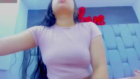 Snapshot of zoe_messy chatting on October 20, 12:19 pm Zoe online show from October 20, 12:19 pm