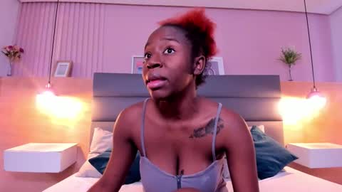 Zoe Novakk  online show from November 5, 3:50 pm