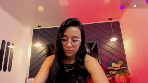 Zoe 3 online show from February 2, 5:45 pm