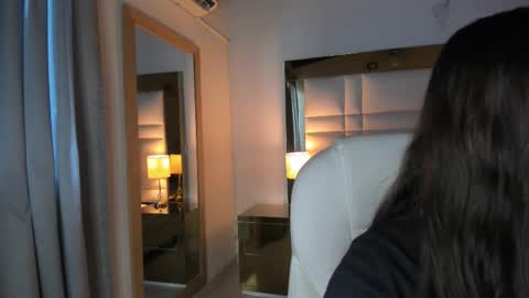 zoei_moon online show from February 2, 7:35 pm