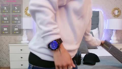 Zoe Krug online show from January 6, 1:15 pm