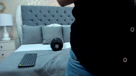 Zoe Krug online show from September 26, 12:03 pm