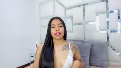 ZoeSwam online show from March 10, 11:12 am
