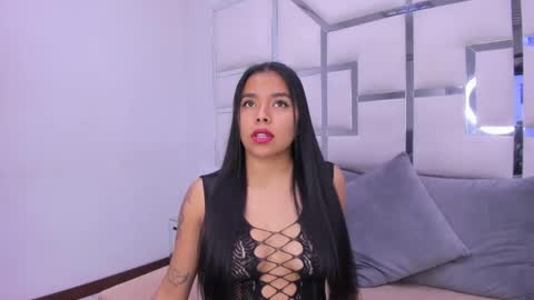 ZoeSwam online show from January 21, 1:11 pm