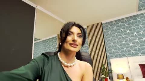 Zoey online show from February 26, 3:10 pm