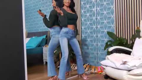 Zoey online show from November 14, 7:58 pm