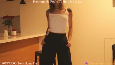 Snapshot of zorosgiirl chatting on October 9, 9:52 pm Birthday Stream - Dec 5 online show from October 9, 9:52 pm
