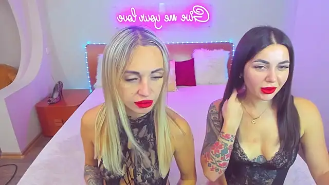 Snapshot of CrazyMilanka chatting on September 13, 1:08 pm CrazyMilanka online show from September 13, 1:08 pm