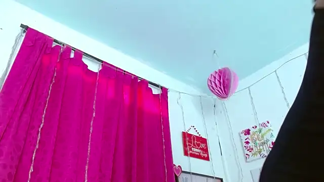 monica little23 online show from March 1, 8:30 pm