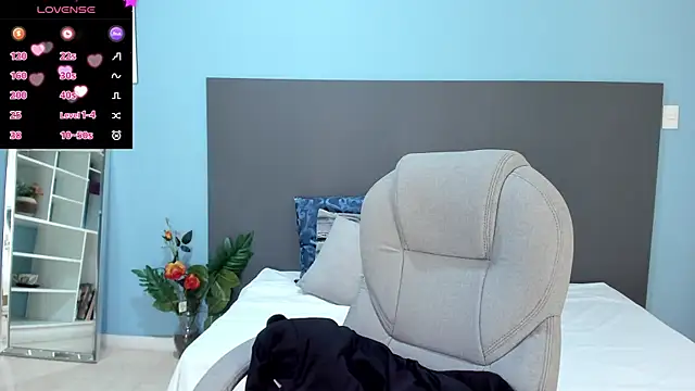 Snapshot of kylie_reyes chatting on September 17, 7:45 pm kylie reyes online show from September 17, 7:45 pm