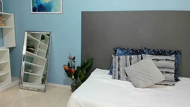 Snapshot of kylie_reyes chatting on October 20, 7:28 pm kylie reyes online show from October 20, 7:28 pm