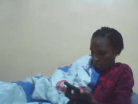 Smillie prety online show from March 4, 4:24 pm