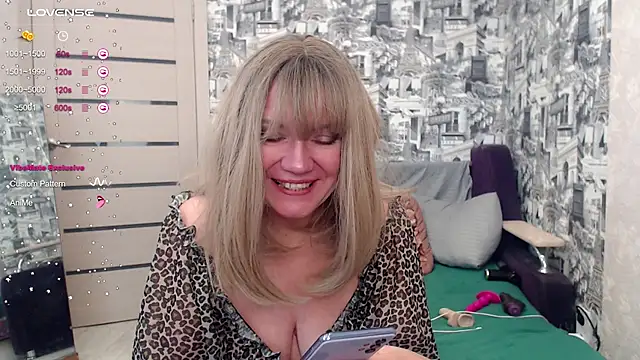 your space online show from October 6, 3:01 am