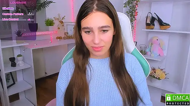  Eliizabeth  online show from November 7, 9:09 pm