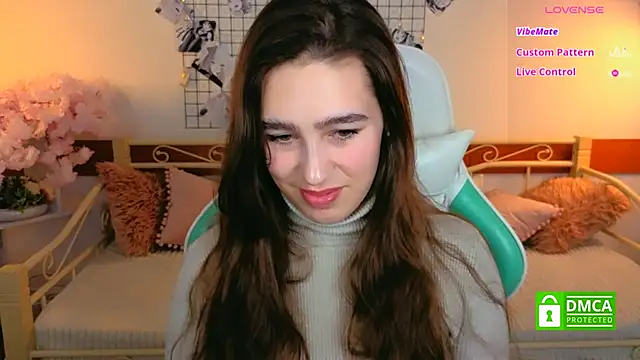  Eliizabeth  online show from March 4, 11:11 pm