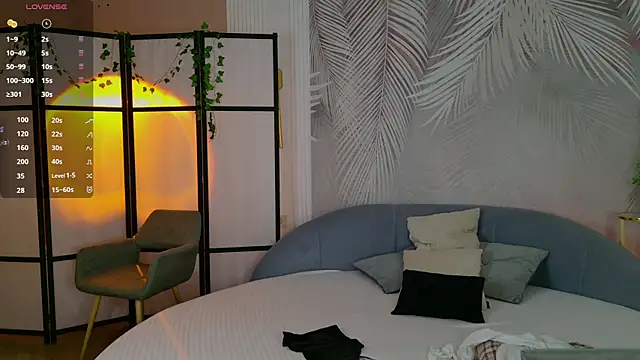 Marie Diaze online show from June 9, 5:18 am