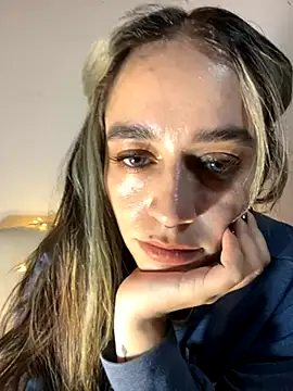 Snapshot of Natalia_Suarez chatting on October 3, 2:49 am Natalia Suarez online show from October 3, 2:49 am