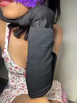 ValiantWhiskey online show from December 21, 3:11 am